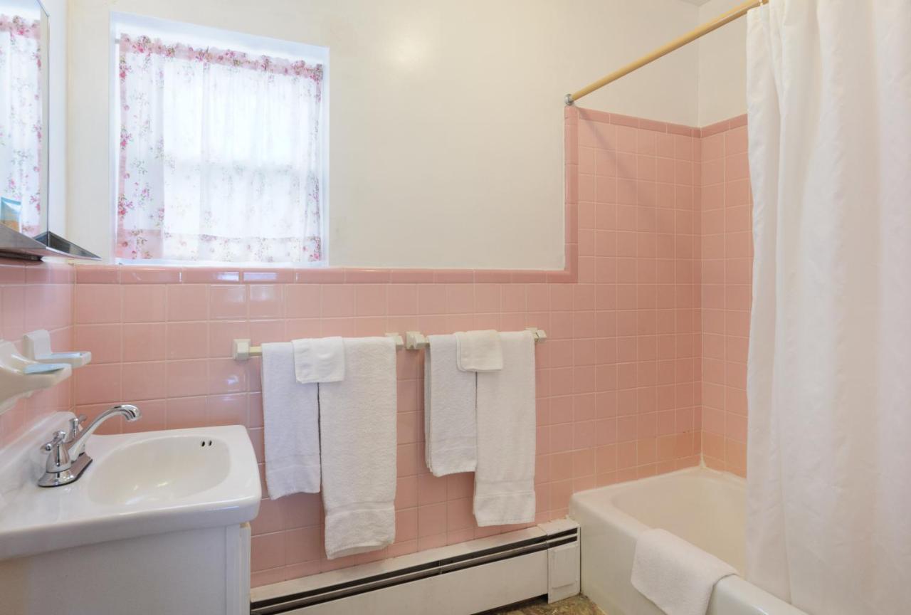 هيلسفيل Knob Hill Motor Lodge المظهر الخارجي الصورة